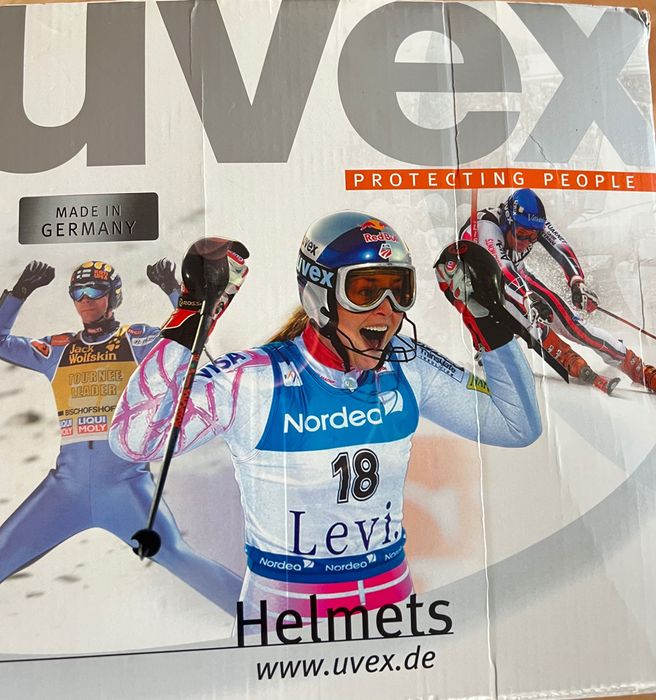 Детска Ски каска и очила