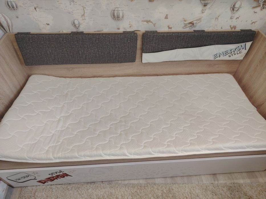 Продам топпер. Белый