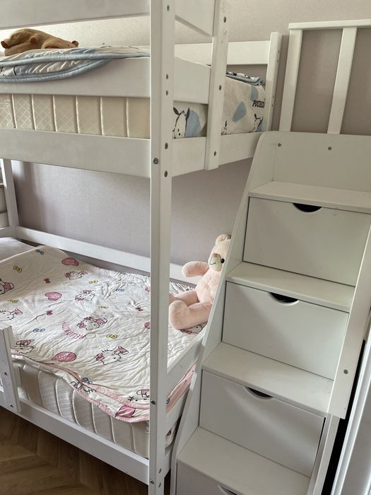 Детская кровать двухярусная