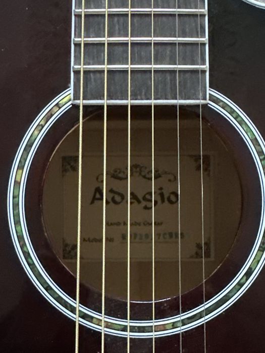 Гитары Adasio сатылады