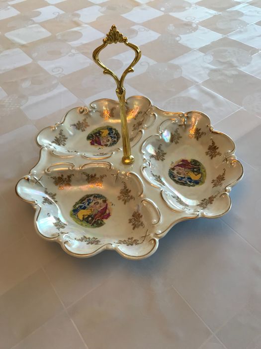 Фарфоровая посуда