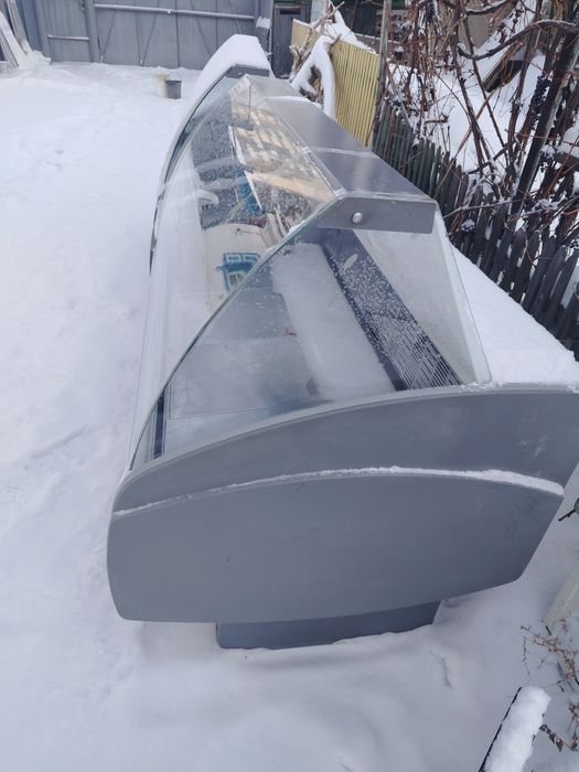 Продам холодильные ветрины - 5,+5