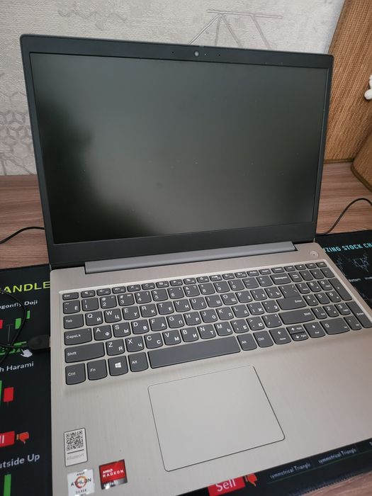 Продам ноудбук "Lenovo ideaPad 3"
