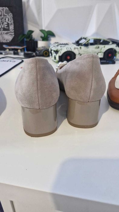 Pantofi CAPRICE,piele intoarsa,ca noi,36