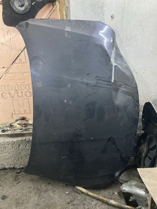 Капот на Passat cc