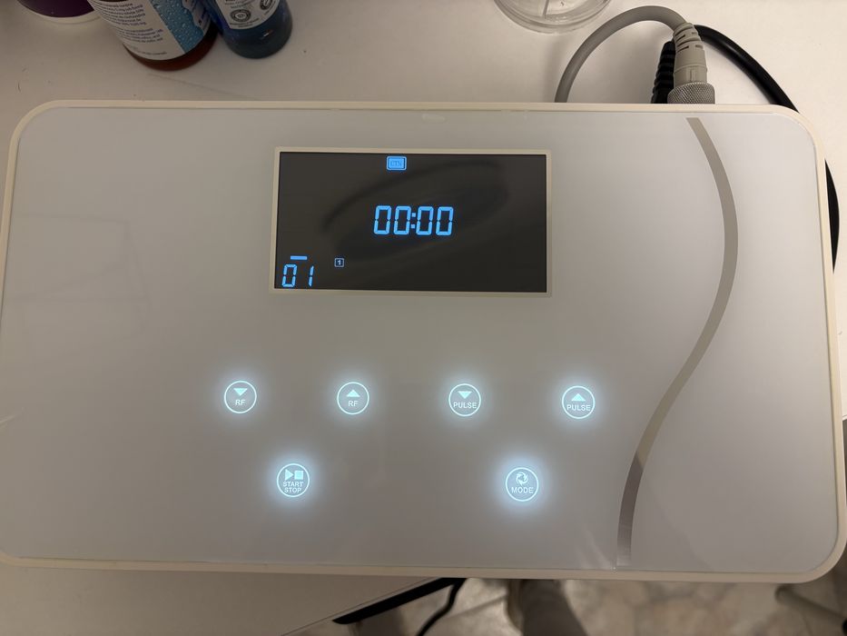 Aparat de rafiofrecventa RF