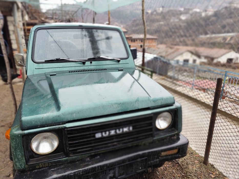 Сузуки самурай на части