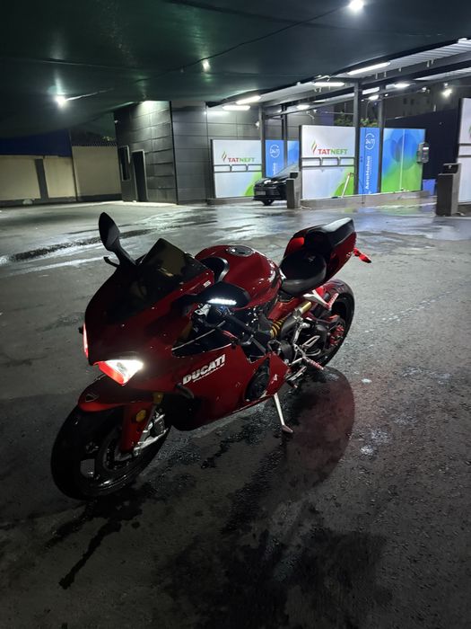 Dugatti v4 modiwei 800kuba