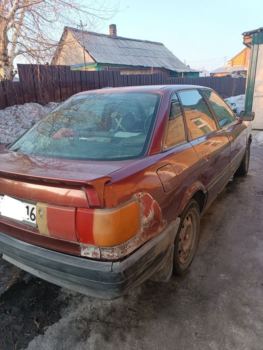 Продам Ауди 80 1988г.