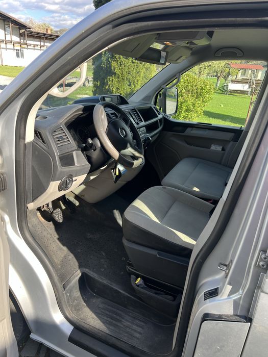 Volkswagen transporter T6 carosata 2.0 TDI