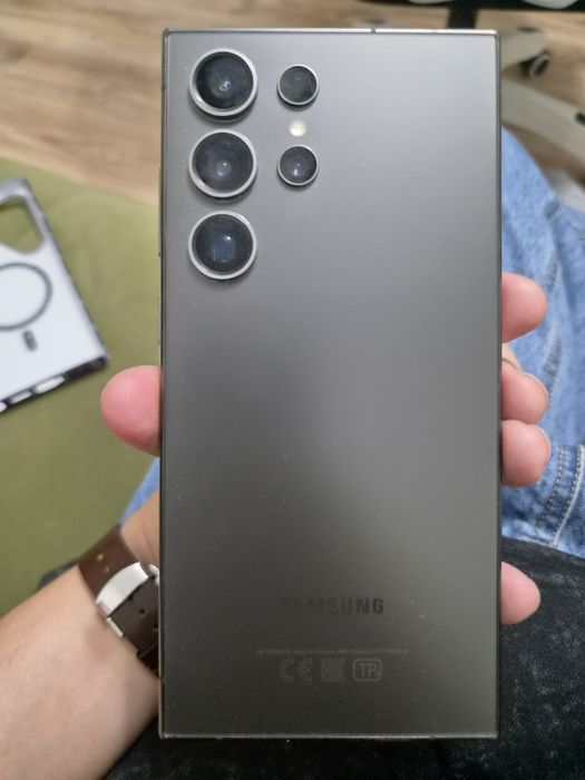 Galaxy s24 ultra 12/256 gb