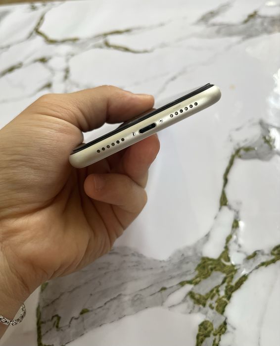 iPhone 11 АКБ 76%