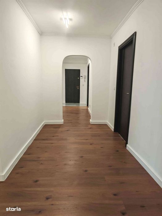 Decebal - Apartament 4 camere / Renovat complet/ Decomandat