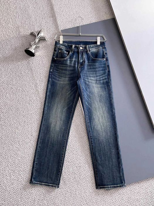 Aduc pe comanda Blugi Descent orice model