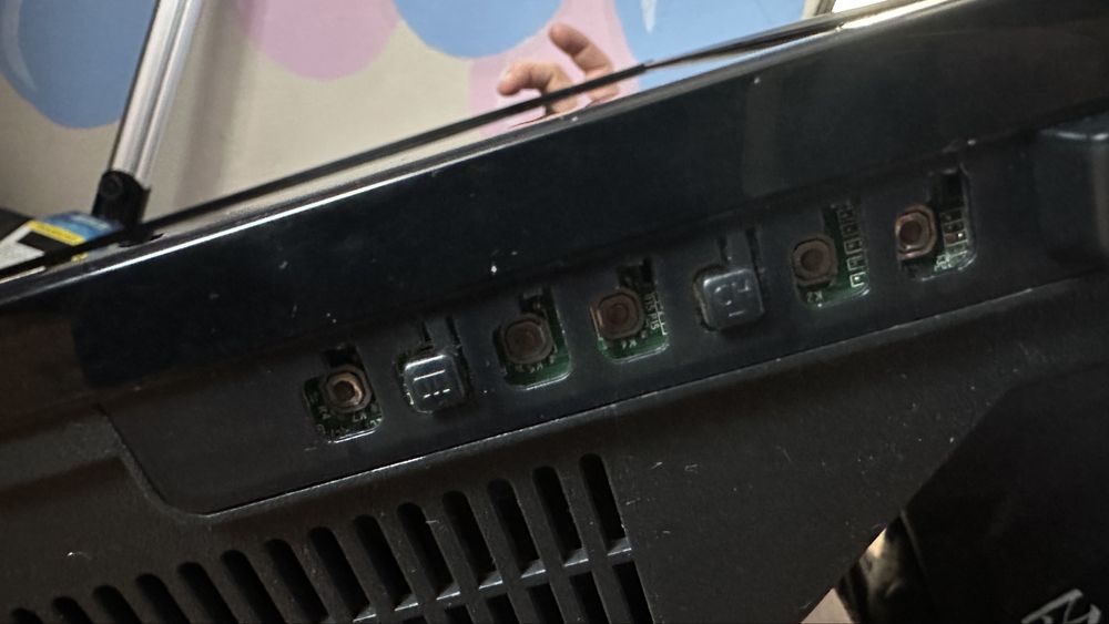 Продам телевизор