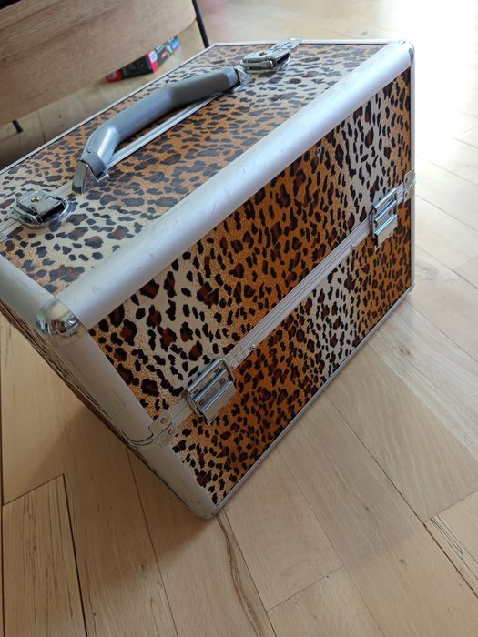 Козметичен куфар