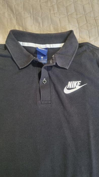 Vând tricou Nike