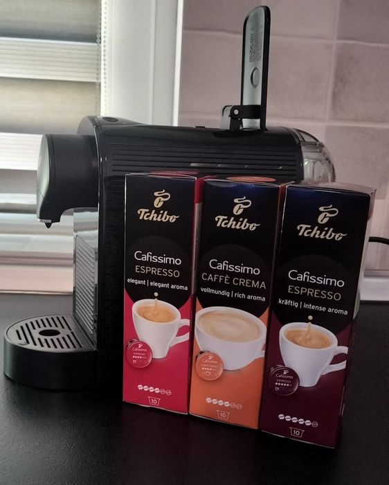 Aparat capsule Tchibo Caffisimo + 30 capsule cadou