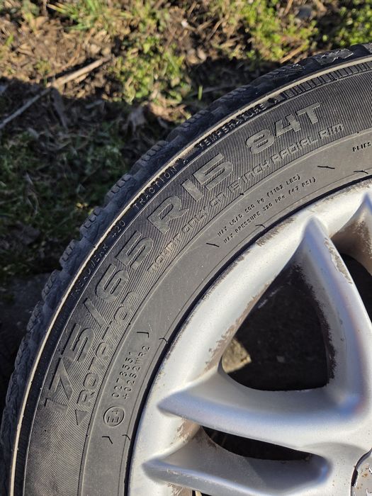 Зимни  гуми 175 65 15