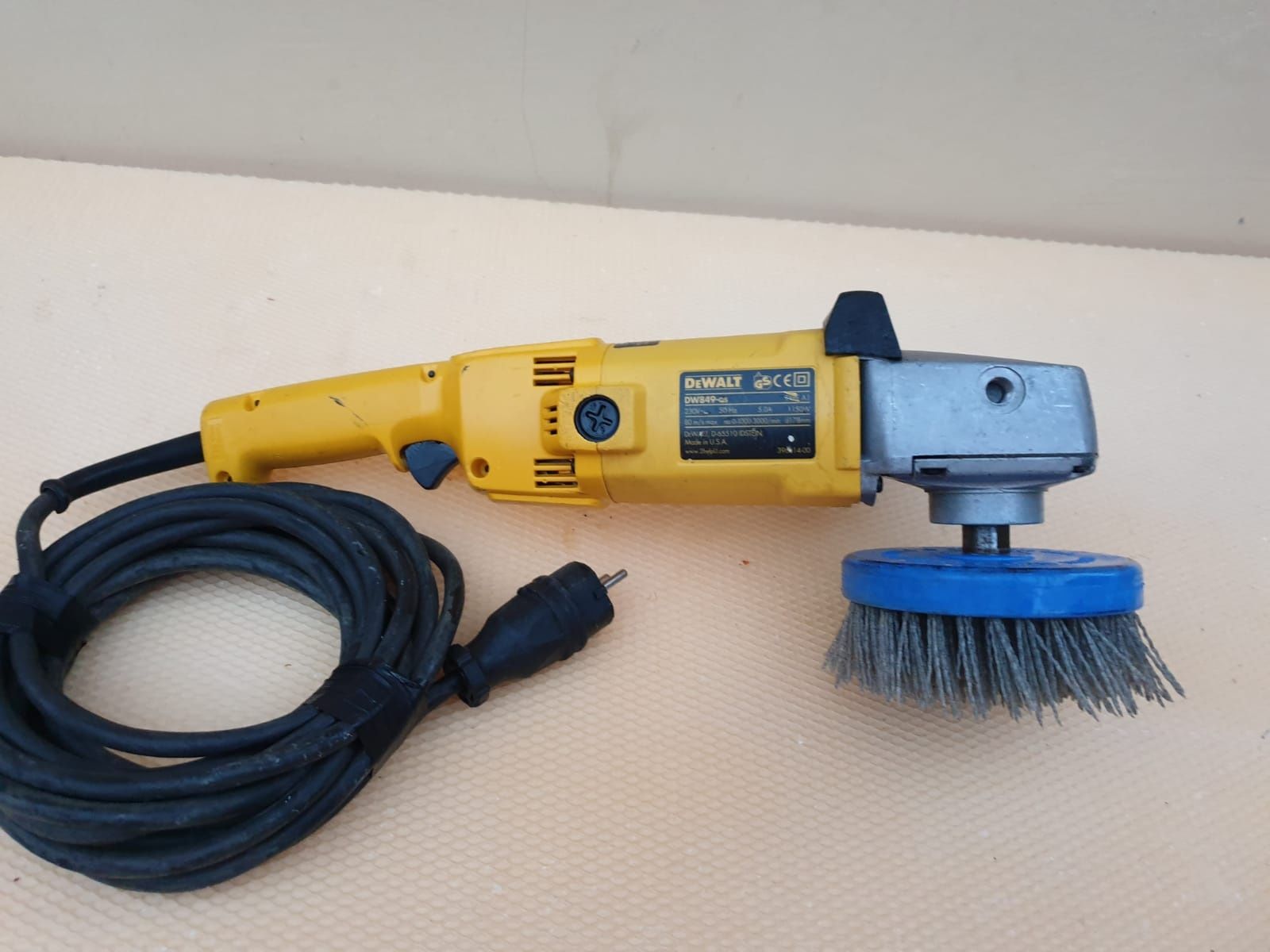 Polizor cu viteza variabilă Dewalt DW849 - QS Deve OLX.ro