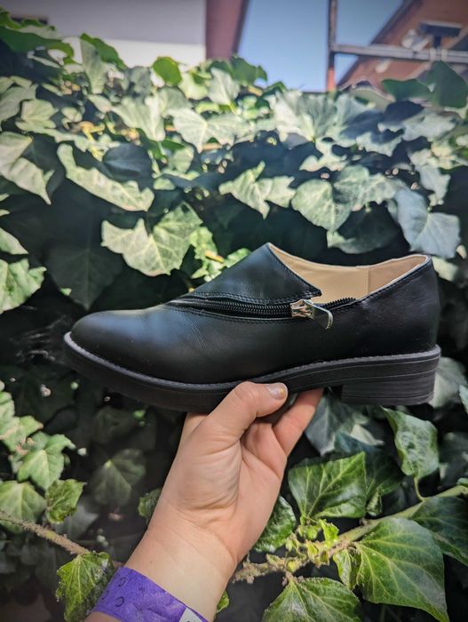 Pantofi negri piele, 36, Luisa Fiore, ca noi