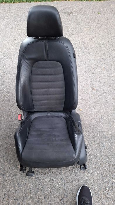 Шофьорска седалка