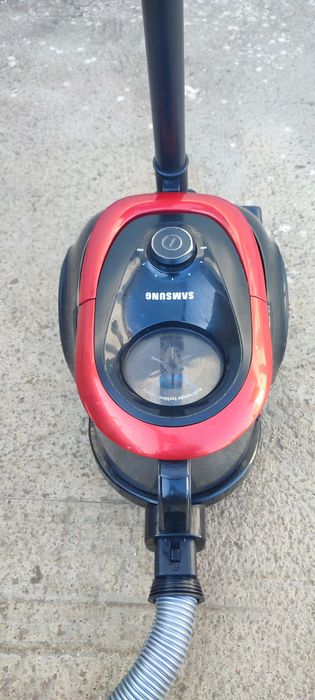 Пелесос самсунг б. У