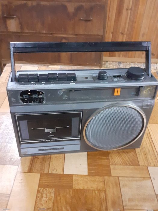 Касетофони.HITACI