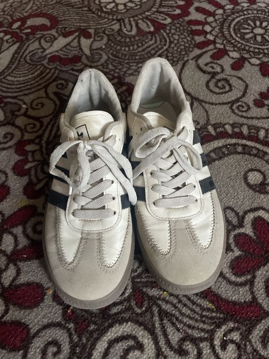 Продам кроссовки