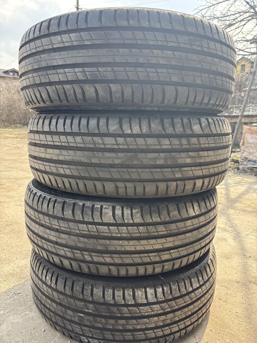 Anvelope vara 235 / 65 / R17