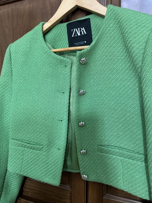 Елегатно късо сако Zara