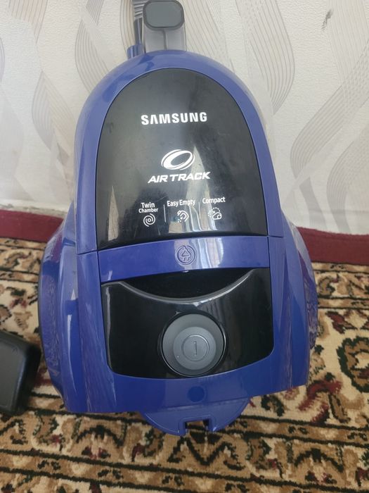 Продам пылесос Samsung