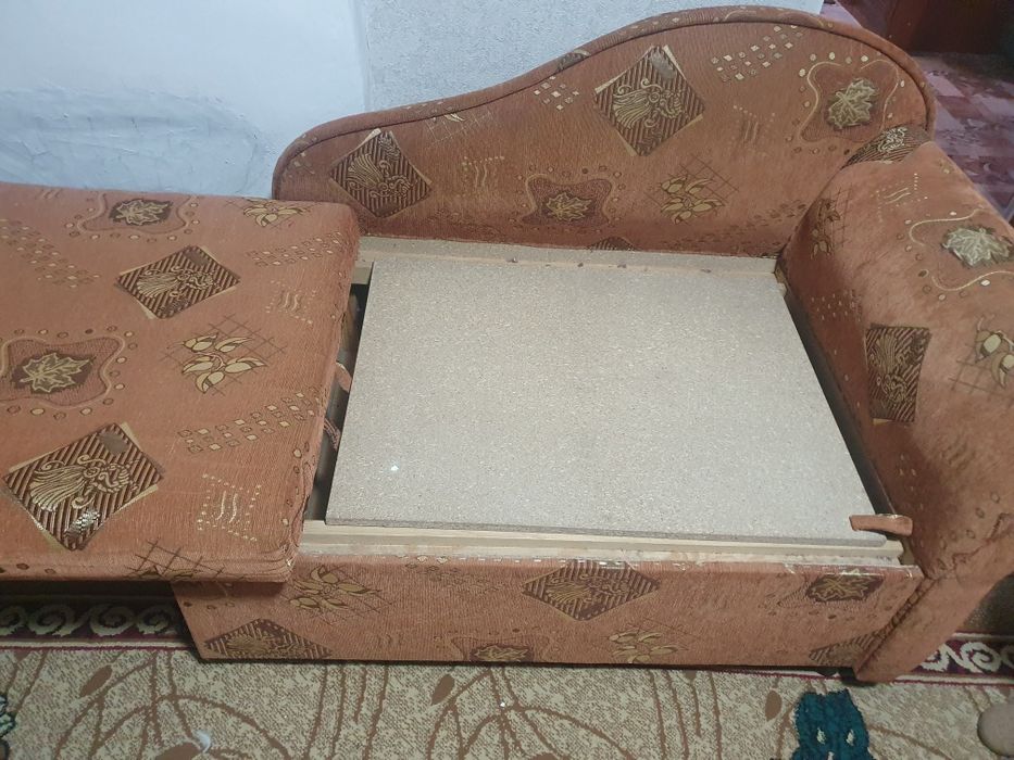 Прлдам кресло-тахта