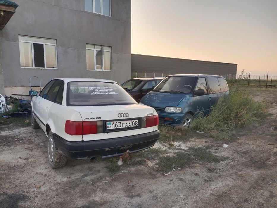 Продам Ауди 80 б4