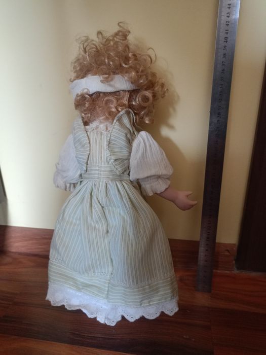 Порцеланови кукли