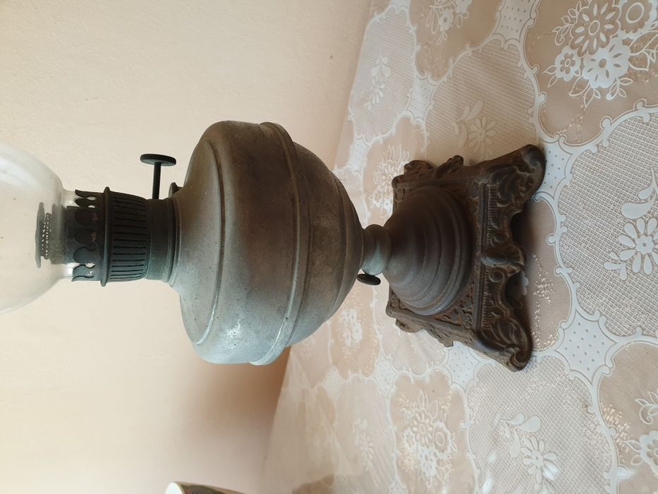 Стара лампа с газ