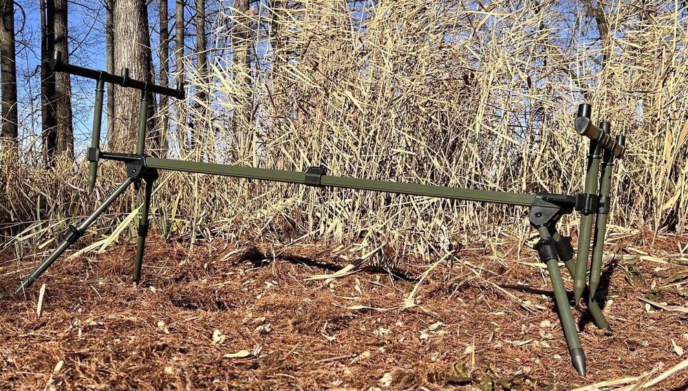 „Нова стойка за 3 въдици Carp Pro Rod Pod 6105 – шарански риболов“