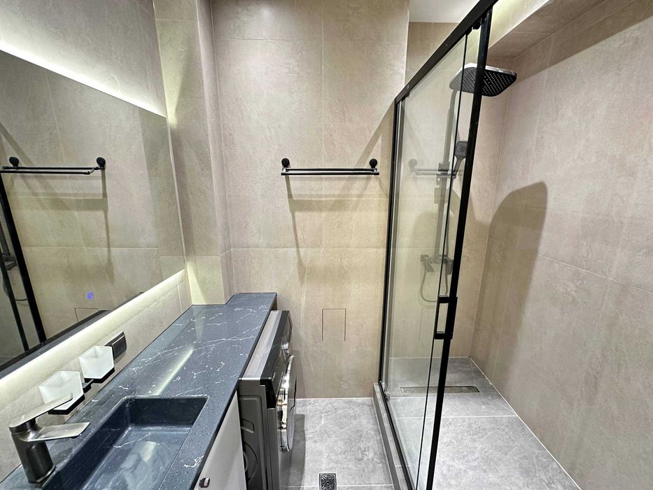 Срочно...Сергели 5 3хона 10-11-этаж 145квадрат метро ёнида