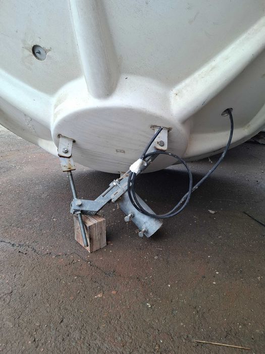 Продавам сателитна чиния