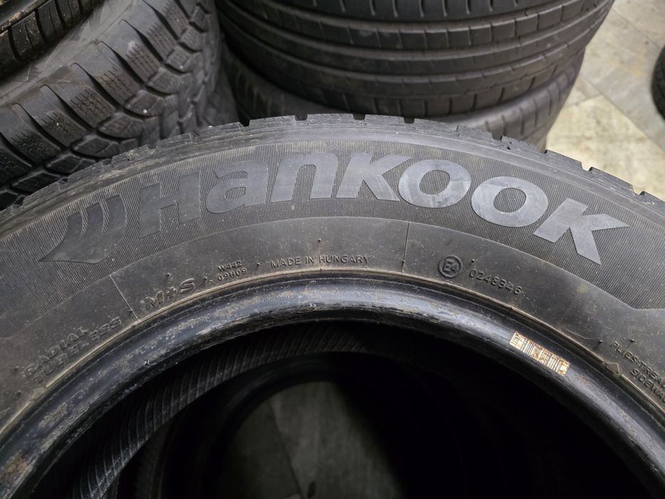 4бр Зимни гуми 205 70 15 - Hankook