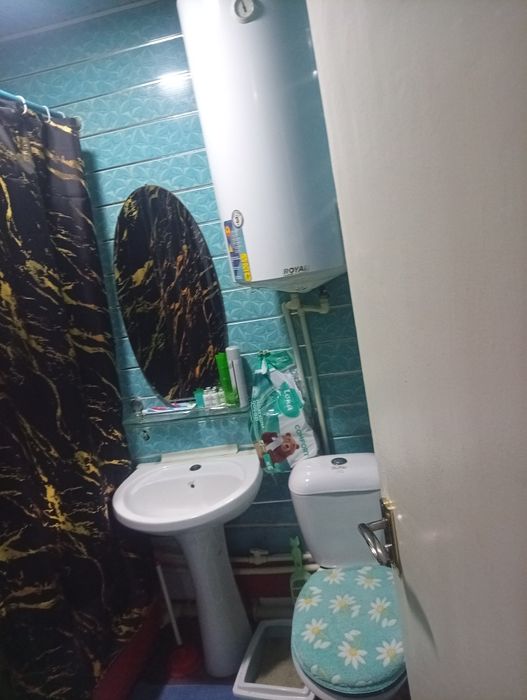Продаётся 2 комнатная квартира.