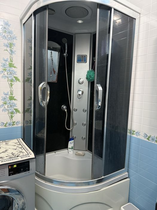 Продам срочно душевую кабину