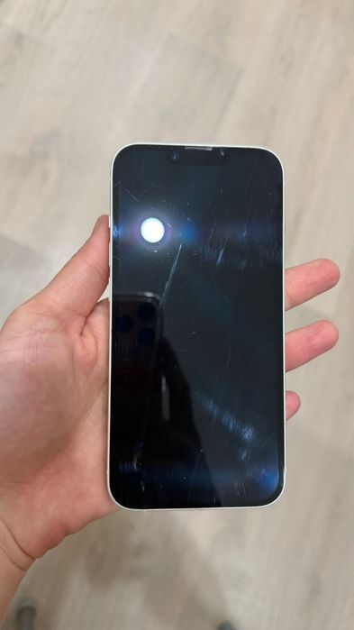 Айфон 14 в хорошем состояний