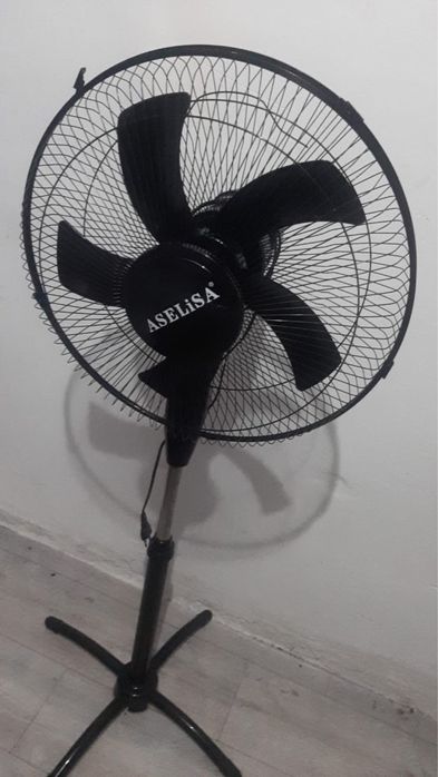 Продам Вентилятор