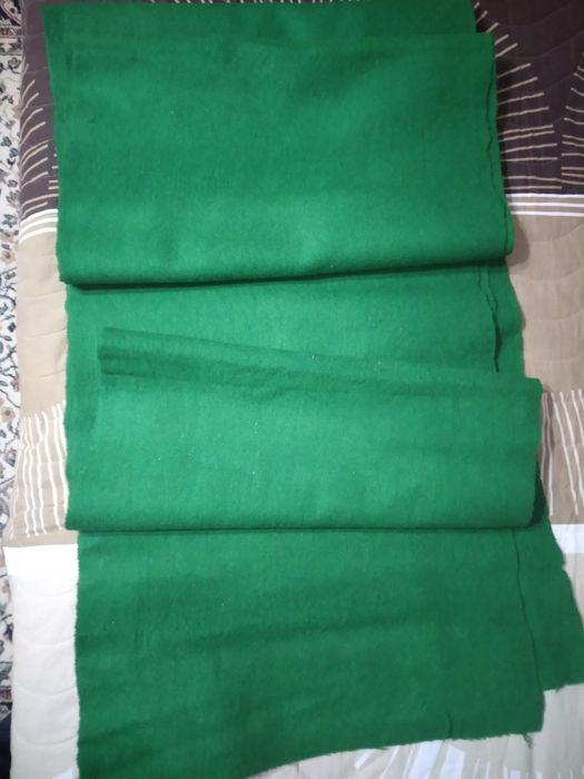 Вълнен плат ръчно тъкан.