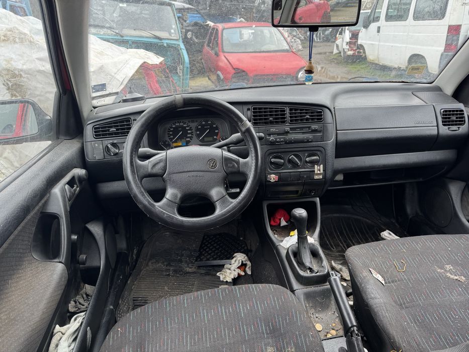 Vw Golf III Variant 1.8i 75hp 1994г На Части