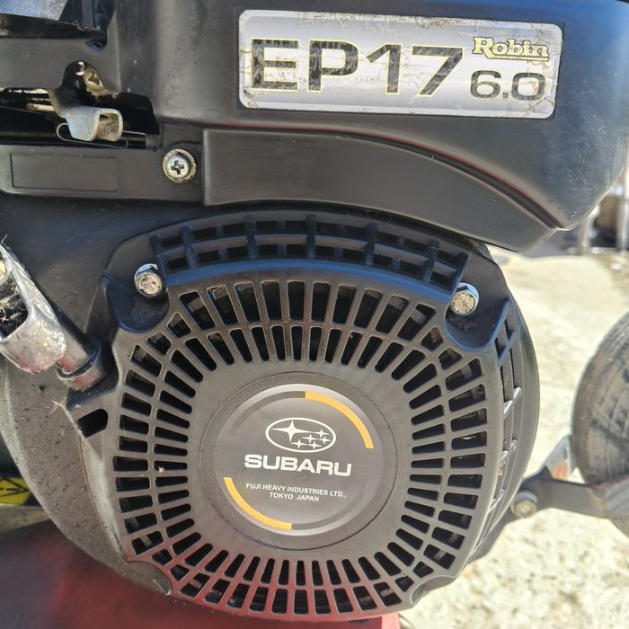 Vând motosapă  mitzsubisu subaro 6.3 putere. Are numai un schimb de ulei. Aproape nefolosita