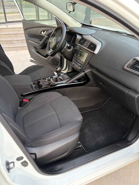 Renault Kadjar 1.5 DCI, Напълно обслужен, 2 комплекта гуми, гаражен