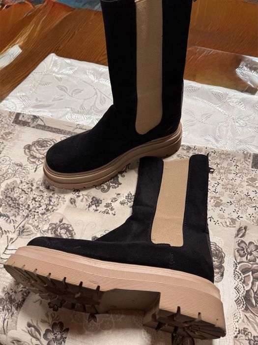 Продавам Ботуши 40ти номер използвани