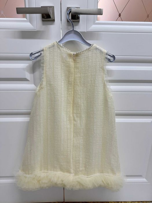 продается вечернее платье на девочку